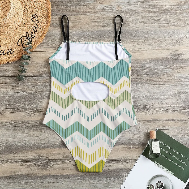 Zig-Zag Earth Color Pattern Women's Halter Strap Swimsuit